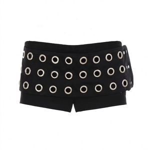 2026 Yeni Gelenler Kadın 2 Parça Takım Gözlü Detaylı Crop Top+Şort Günlük Kombin Sokak Modası Kıyafetler - Product Image 4