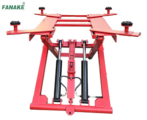 Pengangkat Mobil Berkualitas Tinggi 7000 lb dengan Silinder Hidrolik Desain Gunting yang Mudah Dioperasikan untuk Garasi Rumah - Product Image 1