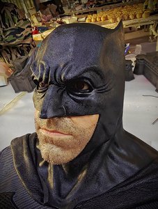 Statua Personalizzata di <span class=keywords><strong>Batman</strong></span> 1/1 Mezzo Busto, DC Justice League, <span class=keywords><strong>Action</strong></span> <span class=keywords><strong>Figure</strong></span> GK - Product Image 5