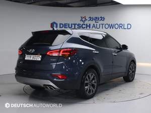 Para Santa Fe 2015 16MY Diésel Turbo Automático SUV Bajo Kilometraje Importado Usado Espacioso 5 Plazas Tracción Total Eficiente en Combustible Volante a la Izquierda - Product Image 6