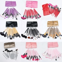 Ensemble de pinceaux de maquillage personnalisés faits à la main de luxe en gros à bas prix avec étiquette privée 24 pièces avec sac d'emballage