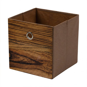 Caja de Almacenamiento con Aspecto de Madera, Organizador Plegable de Tela, <span class=keywords><strong>Cubo</strong></span> de Almacenamiento Plegable para Apartamentos, Compatible con Estantes de 13 Pulgadas con Textura de Madera - Product Image 1