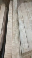 Placage naturel personnalisable de sycomore d'érable figuré de 0.5mm d'épaisseur résistant au feu écologique pour la conception de meubles d'hôtel