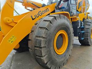 Liugong 870H Cargador de ruedas usado Buenas condiciones de trabajo Máquina de construcción de energía fuerte para la venta - Product Image 4