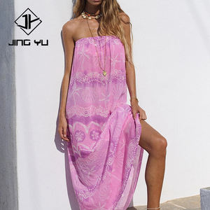 Robe maxi en voile de rayonne 100% OEM, fluide et respirante, à imprimé plage, conçue par le fabricant - Product Image 2
