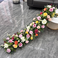 Arche murale de fond de scène de mariage de style européen moderne, avec barre de fleurs artificielles, idéale pour les vitrines de fleuristes et les expositions de mariage