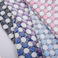 Tissu tricoté double face 100% polyester velours corail flanelle imprimé offset à motif de points pour couvertures, chaussures et produits pour animaux de compagnie