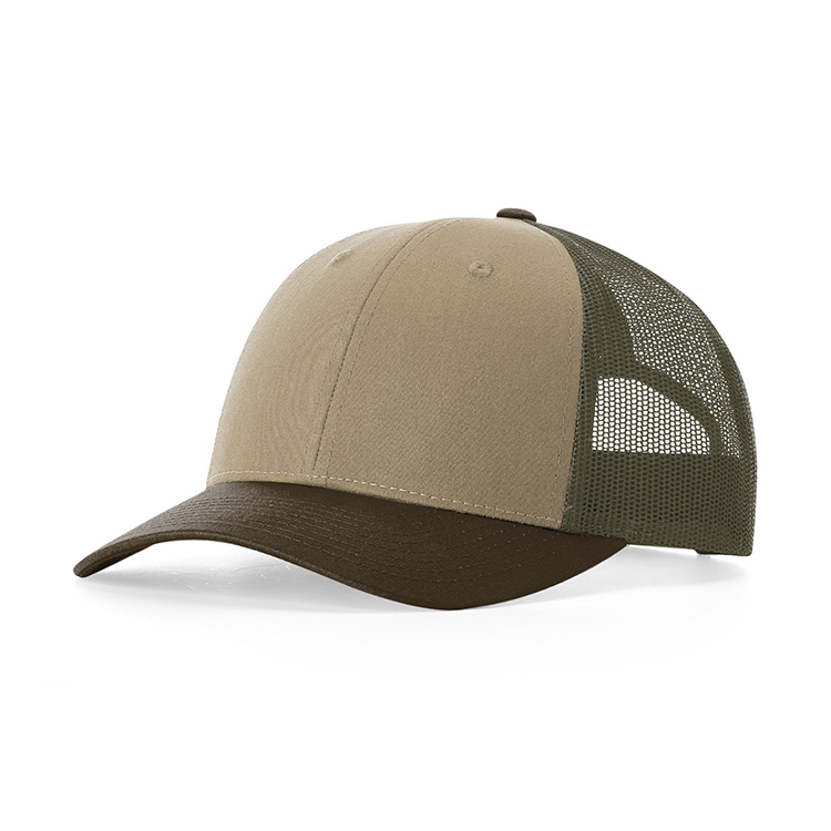 Brun foncé, olive profond et marron.