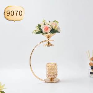 מעמד לסידור פרחים ונרות ממתכת ברזל למרכז ארוחת ערב מסיבת חתונה - Product Image 1