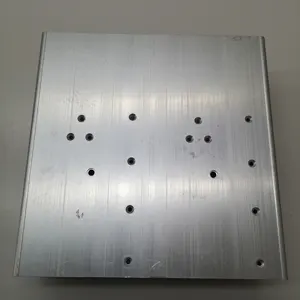 Wastafel panas aluminium ekstrusi lampu jalan Modular LED kustom