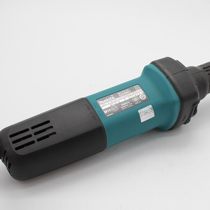 Amoladora eléctrica Makita GD0601 5V para grabado de moldes metálicos - Product Image 1