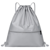 Sac de natation pliable, respirant et imperméable, s'étalerait entièrement à plat lorsqu'il est vide, léger, avec bretelles ajustables et fines.