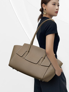 New Fashion Designer Crossbody <b>Bags</b> High Quality Genuine Leather Shoulder Messenger <b>Bag</b> Casual Tote Women Handbags and Purses - Product Image 3