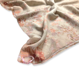 Vente en gros de foulard hijab Keiko en coton de couleur crème respirant à manches courtes impression numérique adultes à la mode pour le printemps - Product Image 2