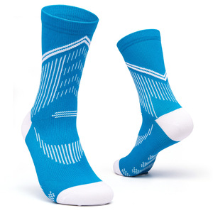 Chaussettes de cyclisme respirantes, anti-abrasion, antidérapantes et compressives pour la course à vélo, l'entraînement et les sports de plein air, fabrication sur mesure, vente en gros - Product Image 3