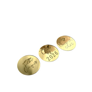 Décorations de gâteau en acrylique « Miel et Douceur » 2026 pour la saison des diplômes – Plaques rondes pour gâteaux de remise de diplôme - Product Image 4