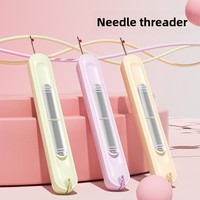Enfile-aiguille portable 2-en-1 pour la maison, outil de couture simple pour personnes âgées, enfile-aiguille en plastique, épaisseur 2 mm