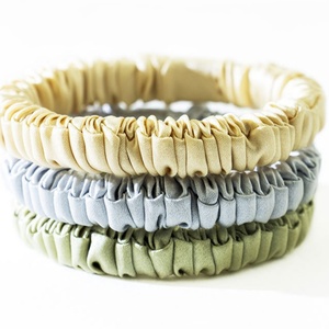 Pour une mode de haute qualité, chouchous pour cheveux 100% soie de mûrier véritable, couleurs assorties, attaches pour queue de cheval - Product Image 1