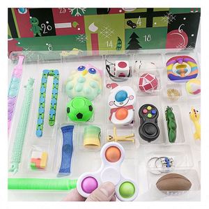 JYTZ0092 Jouets anti-stress à bulles grandes, nouveauté, pack de porte-clés calendrier de l'Avent, coque de téléphone en forme de cœur pour adulte, en plastique et caoutchouc - Product Image 4