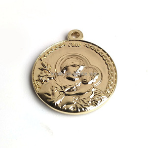 Medalla Personalizada en 3D de la Sagrada Familia, San José, Jesús, Amuleto de la Natividad para Collar, Regalos Católicos - Product Image 2
