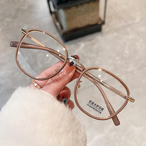 Gafas de protección ocular anti-luz azul con montura pequeña al por mayor de fábrica de nuevo diseño, buena calidad y precio asequible - Product Image 5