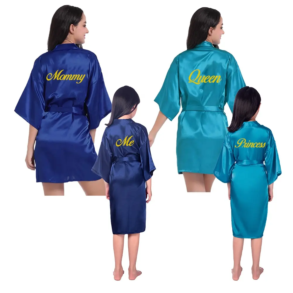 Jubah Mandi Satin Sutra Logo Pribadi Kustom Grosir Jubah Salon Wanita Irl Bayi Satin Jubah Jubah Mandi Kimono Satin Ibu dan Saya