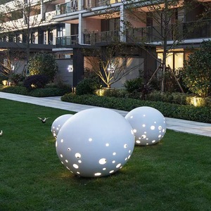 Luces de jardín impermeables para exteriores, lámpara de jardín LED con esfera hueca para patio, iluminación de paisaje. - Product Image 2