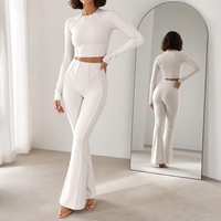 Nouvel ensemble de haut de yoga à manches longues de couleur unie, pantalon de fitness respirant, ensemble deux pièces à séchage rapide pour le Pilates
