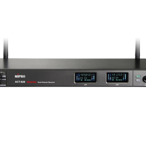Receptor inalámbrico de doble canal de baja latencia MIPRO Factory Direct con banda ancha de 72MHz para sistema de micrófono con interfaz digital AES/EBU - Product Image 2