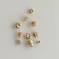 Clous d'oreilles en silicone motif trèfle plaqué or 14 carats de haute qualité avec attaches en argent 925 pour la fabrication de bijoux DIY