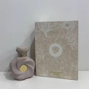 น้ำหอมคุณภาพสูงสำหรับผู้หญิงสไตล์อาหรับ กลิ่นหรูหรา หอมผลไม้ กลิ่นกฤษณาและกุหลาบ ติดทนนาน เป็นมิตรต่อสิ่งแวดล้อม แบบสเปรย์ - Product Image 4