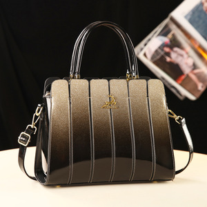 Newest Wholesale Women Bags Designer Fashion Shoulder Bags Hot Selling Trends Bags Luxury Women's <b>Handbags</b> for Ladies Tote Bags - Product Image 5