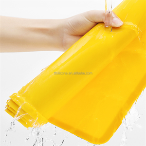 Tapis à pétrir en silicone antiadhésif 40*50/50*70/60*85*0.05cm avec bord haut pour la fabrication <span class=keywords><strong>de</strong></span> biscuits, macarons, plans <span class=keywords><strong>de</strong></span> <span class=keywords><strong>travail</strong></span>, sets <span class=keywords><strong>de</strong></span> table - Product Image 1