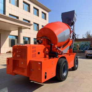 Camion malaxeur à béton de 4,0 m³ avec pompe, machine portable, malaxeur à béton autochargeant mobile de petite taille - Product Image 6