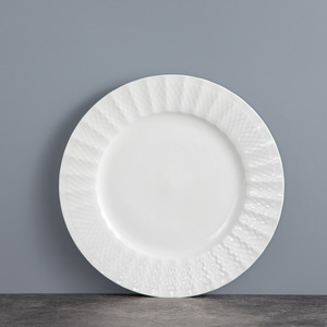 Service de table en porcelaine blanche motif lotus, vaisselle en céramique embossée, vente en gros personnalisée pour hôtel, restaurant, mariage - Product Image 4