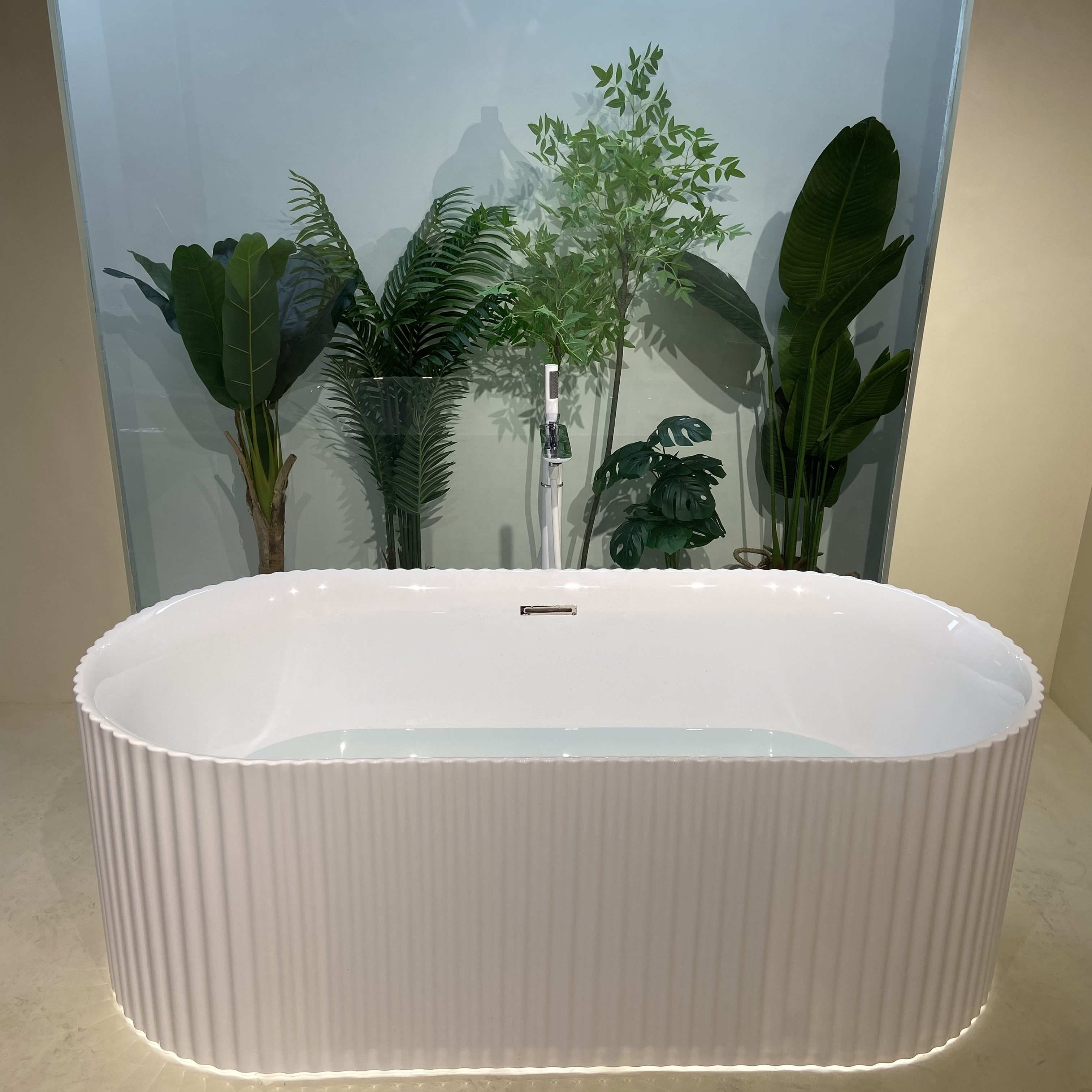 Modern Freestanding Bathtubs Intelligent Constant Temperature Heating Whirlpool Massage Tubs