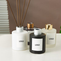 Nouvelle Arrivée Transparent Thé Couleur 100ml Cylindre Verre Bois Boule Cap Bâton Vide Maison Parfum Diffuseur Bouteille