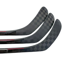 Bâton de hockey sur glace en fibre de carbone pas cher, point de flexion bas, joueur P28 Flex77 Flex87, bâton de hockey sur glace pour match professionnel