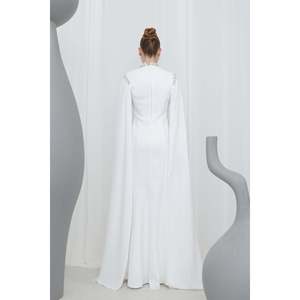 Vestido de Noche Formal de Manga Larga con Adornos de Piedras Color Crudo para Mujer, Marca Puane, para Ocasiones Especiales y Fiestas - Product Image 4