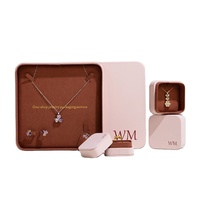 WEIMEI Boîte à bijoux en cuir bleu Couvercle et anneau de base Emballage de collier personnalisable