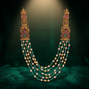 Collar de boda para mujer con diseño floral, chapado en oro oxidado, con piedras de rubí-verde, de la colección cultural Silver Temple. - Product Image 3