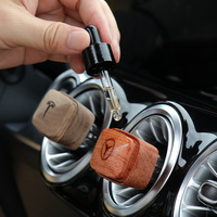 Diffuseur de parfum en bois de noyer noir naturel à clipser sur grille d'aération, avec logo personnalisé, désodorisant et accessoire décoratif en bois