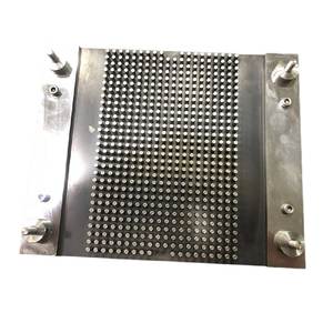 Plantilla de grafito de alta precisión para ensamblaje de semiconductores - Product Image 1