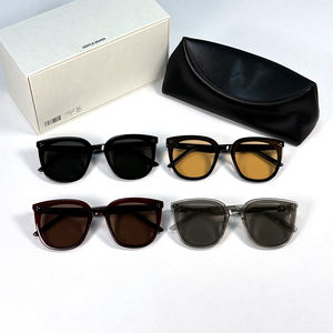 แว่นกันแดดแฟชั่นเลนส์ใหญ่อ่อนโยนสำหรับผู้หญิงและผู้ชาย, UV400เลนส์ไนลอนแว่นตากันแดดมอนสเตอร์ - Product Image 1