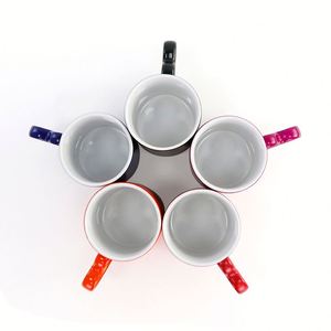Mug à sublimation magique de 11 oz, blanc, changeant de couleur, avec poignée en forme de cœur - Product Image 2