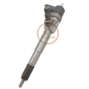 หัวฉีดน้ำมันเชื้อเพลิงคุณภาพสูง 0445110682 เหมาะสำหรับรถขุด 2.0 16V - Product Image 1