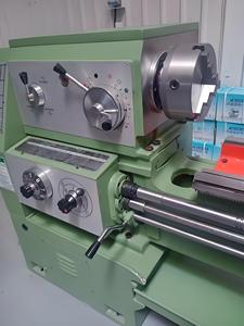 Venta Directa de Fábrica: Torno CA6140, Piezas de Torno, Torno Manual Horizontal Económico con Kits DRO Opcionales - Product Image 4