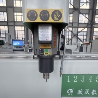 Machine de perçage et de fraisage CNC OUWO 3200 mm, cadre épaissi, durable, stable, précise, pour profilés en aluminium, cuivre et PVC