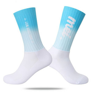 Venta al por mayor bajo MOQ Aero ciclismo <span class=keywords><strong>calcetines</strong></span> populares <span class=keywords><strong>MTB</strong></span> bicicleta correr carrera deportes <span class=keywords><strong>calcetines</strong></span> nueva tendencia diseño personalizado ciclismo <span class=keywords><strong>calcetines</strong></span> para hombres - Product Image 1