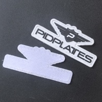 Logo personnalisé 3D relief PVC patchs en silicone crochet en caoutchouc boucle vêtements de plein air porte-clés Style animal personnalisable Logo privé
